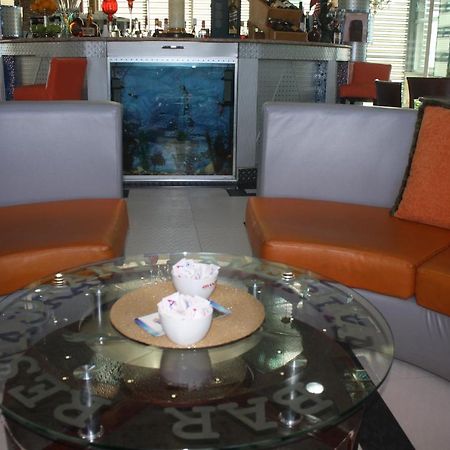 Hotel Bar Restaurant America Kukes Экстерьер фото