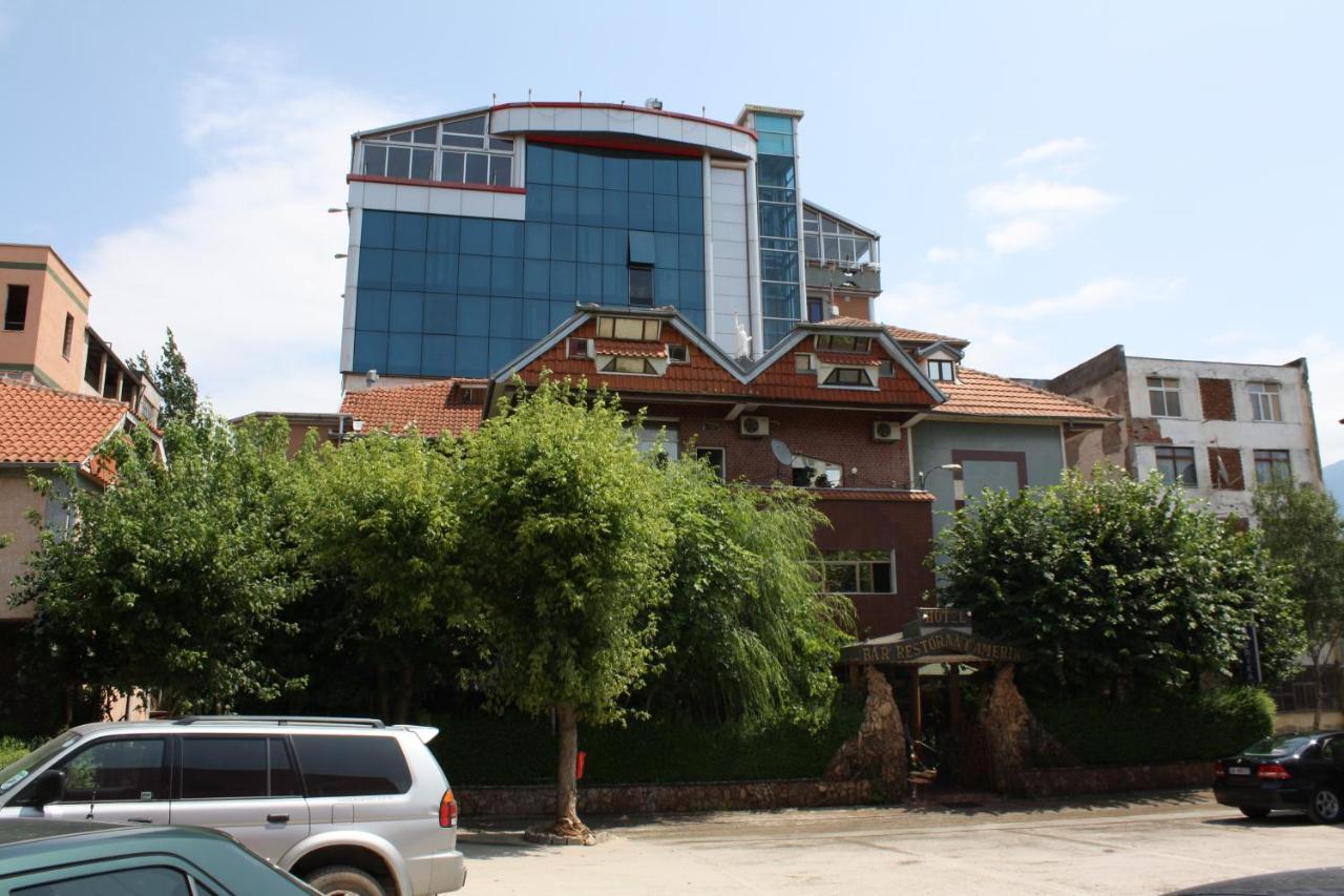 Hotel Bar Restaurant America Kukes Экстерьер фото